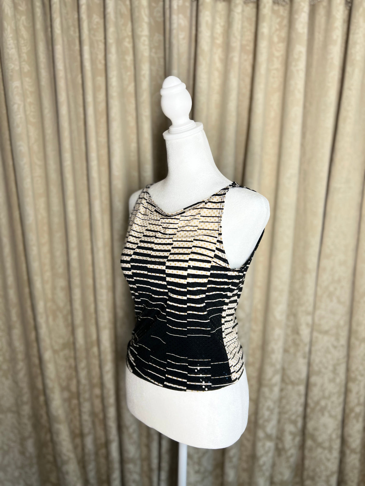 City Lights Graphic Sequin Top