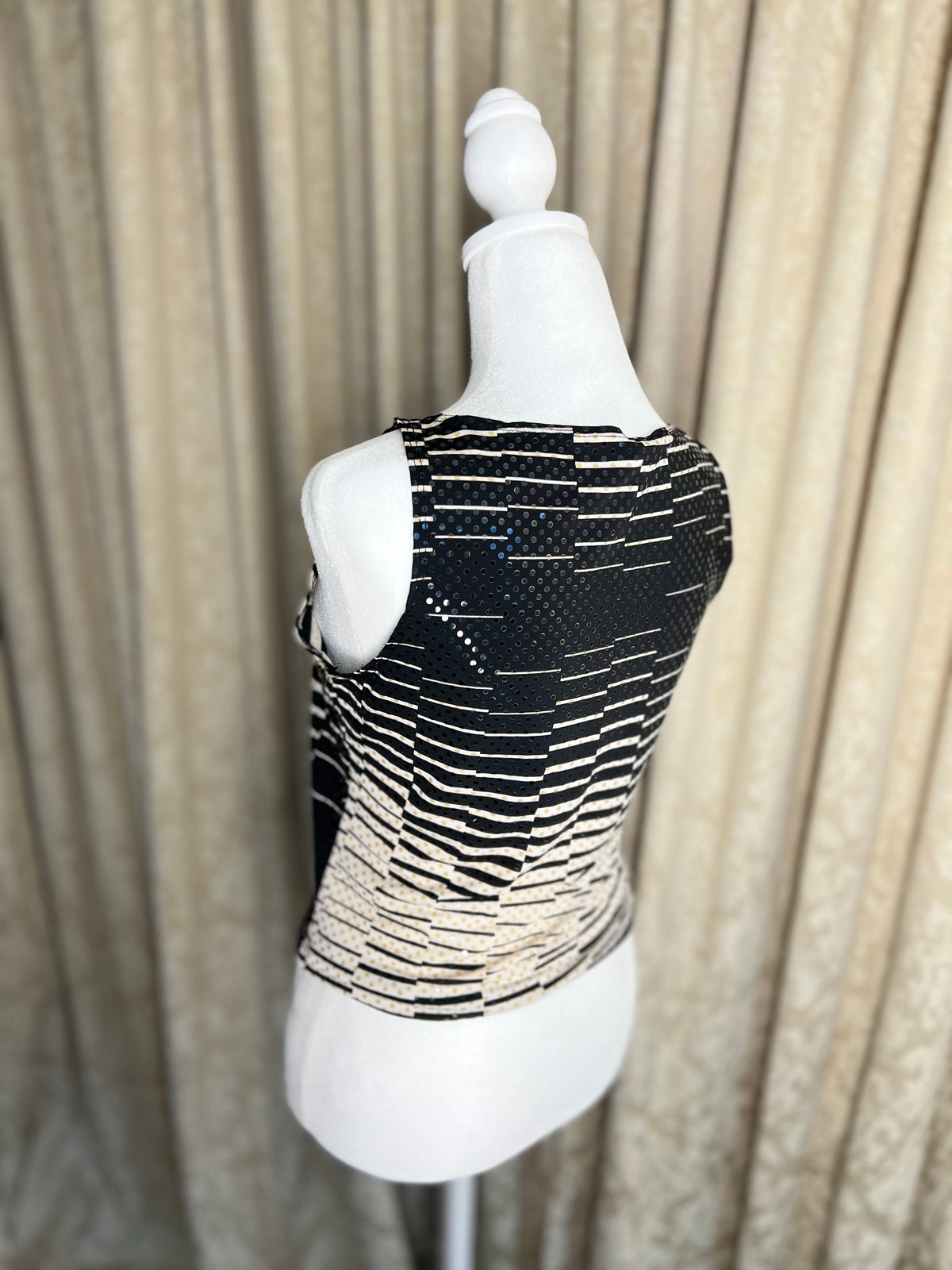 City Lights Graphic Sequin Top