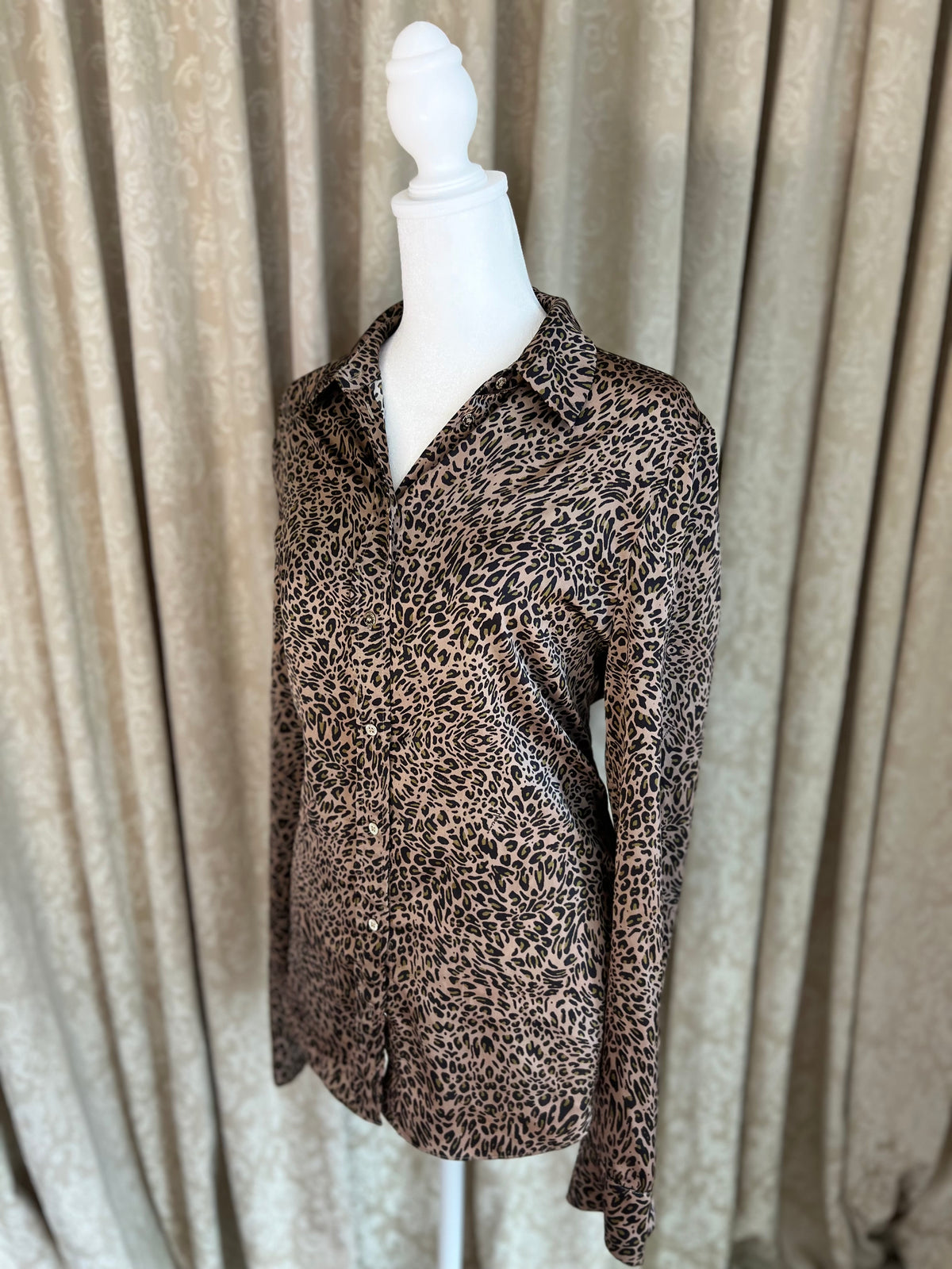 MARCIANO | LEOPARD SATIN LONGSLEEVE (M)