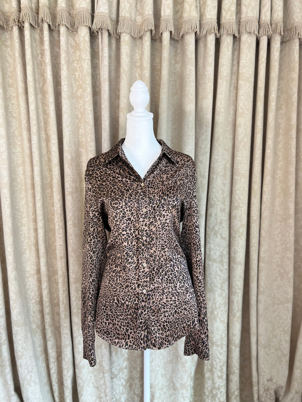 MARCIANO | LEOPARD SATIN LONGSLEEVE (M)