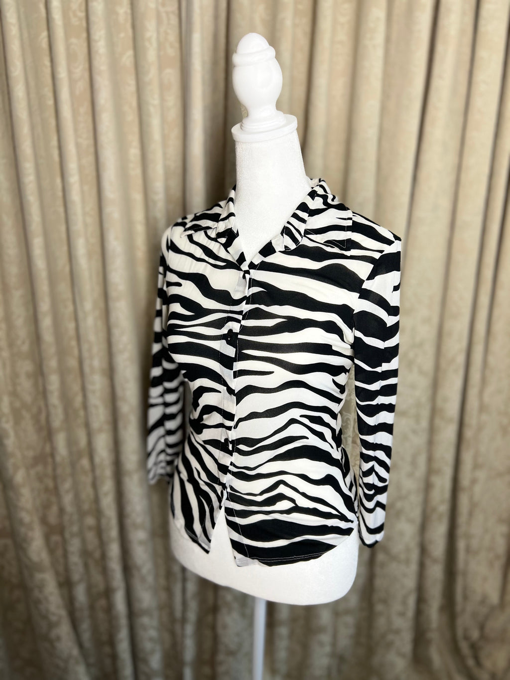 GUESS 2000’s | ZEBRA PRINT CHIFFON LONGSLEEVE