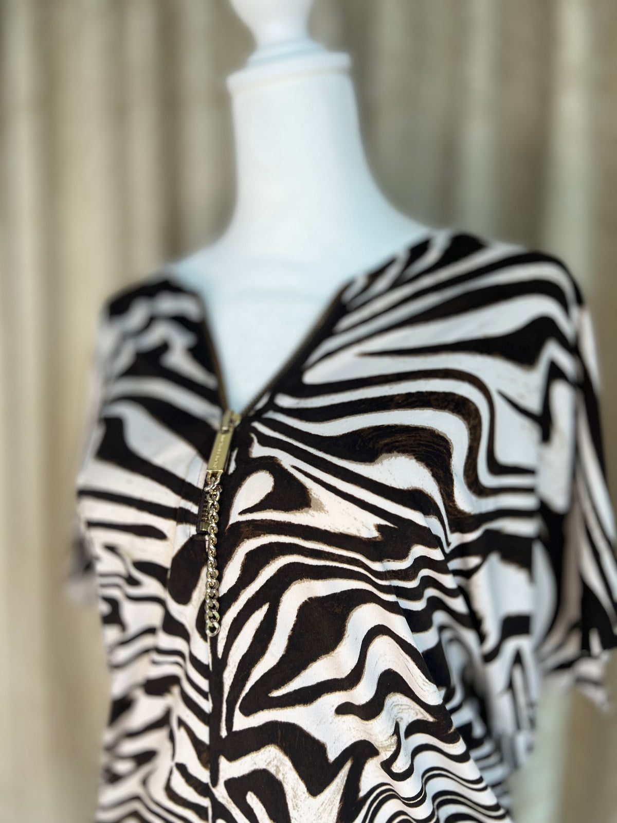 MICHAEL KORS | Y2K ZEBRA BUTTERFLY TOP (S)